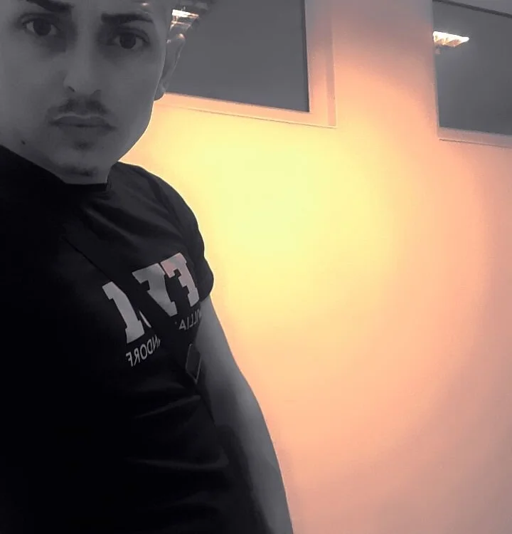 robinko99's Offline Chat Room
