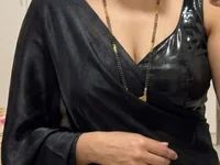 Cutie_bae011's webcam live show