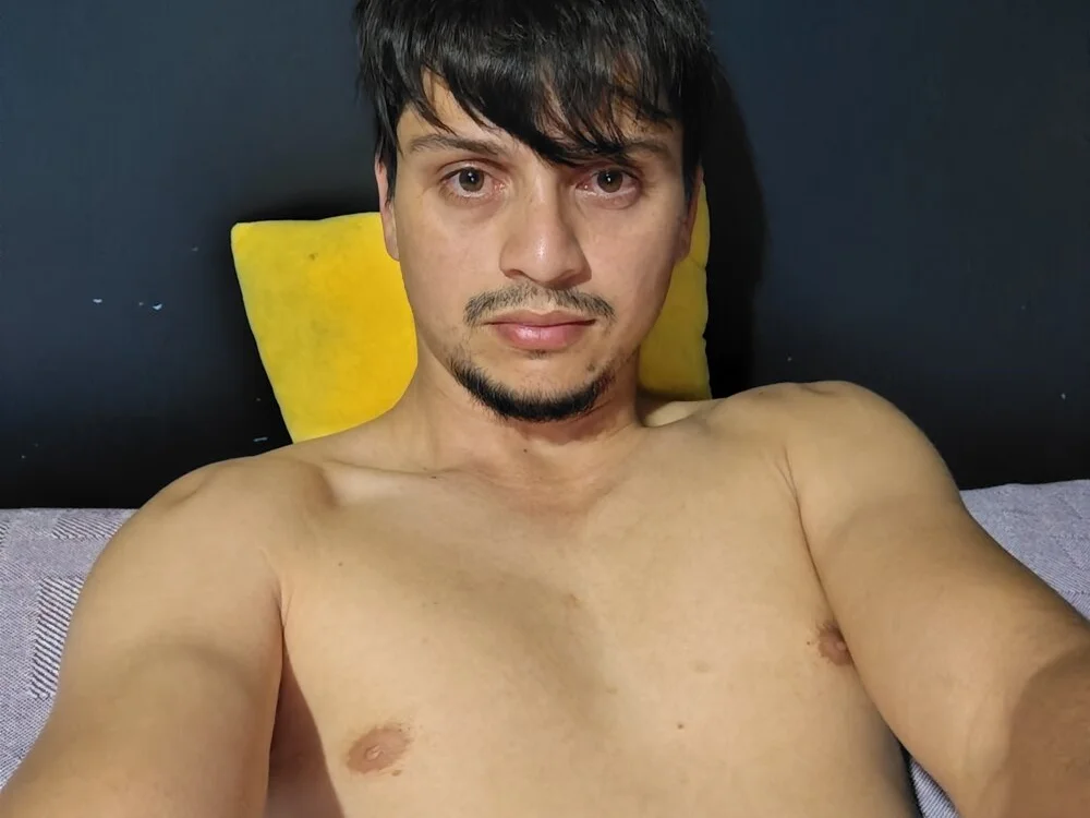 UnbrokenSaver8 離線 XXX 聊天