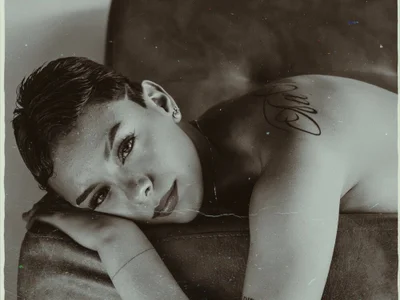 peyton_golden1 profile