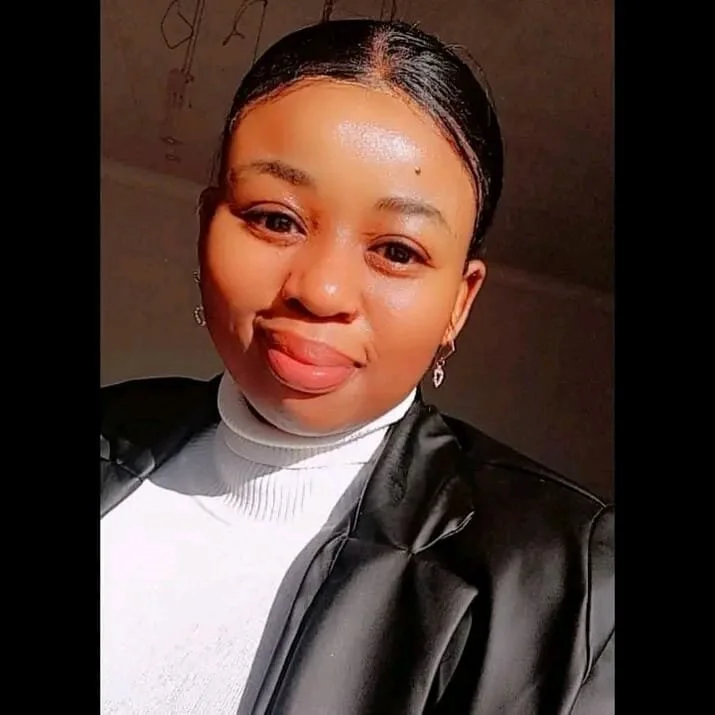 JennyOlives's most recent online preview