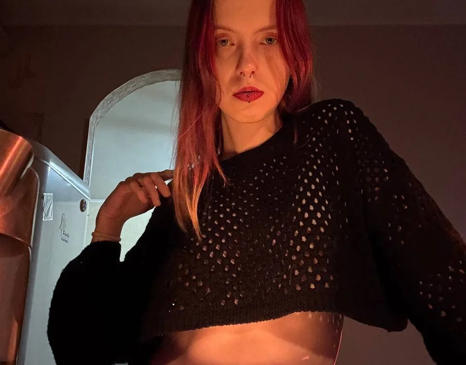 LulyClouds Offline XXX-Chat