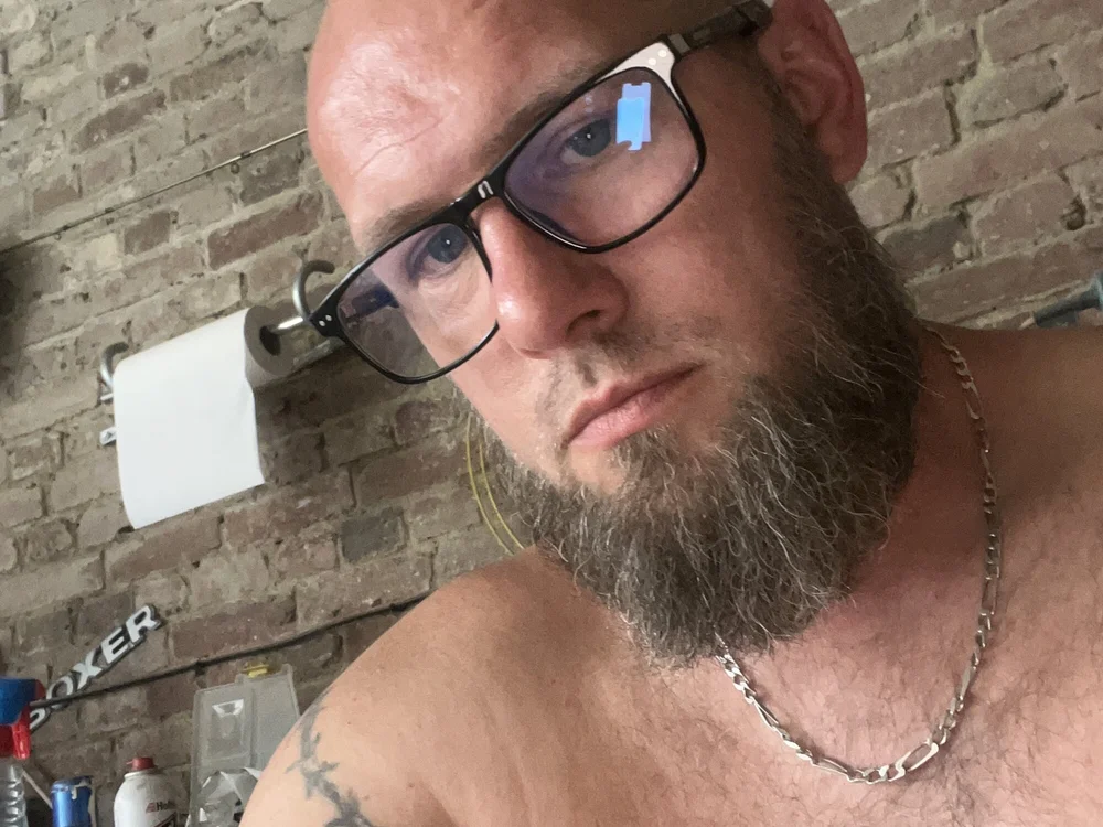 Lucky6245's Offline XXX Chat