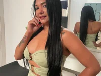 Chat +18 de lia_harper_ ao vivo