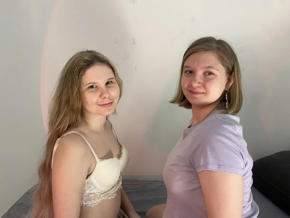 MoireCady's Offline Chat Room