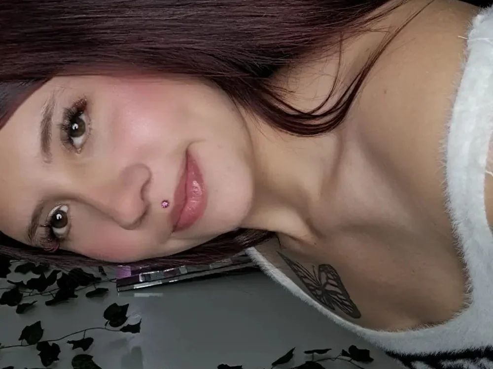 Megan_baby1's Offline XXX Chat