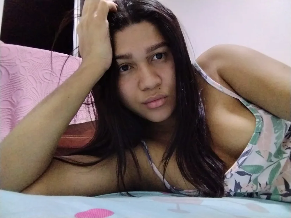 Michelle_Jones__ 2