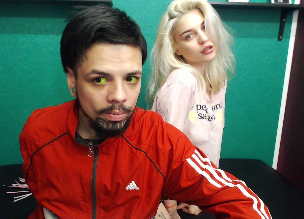 Offline chatovací místnost LeriAndMichael