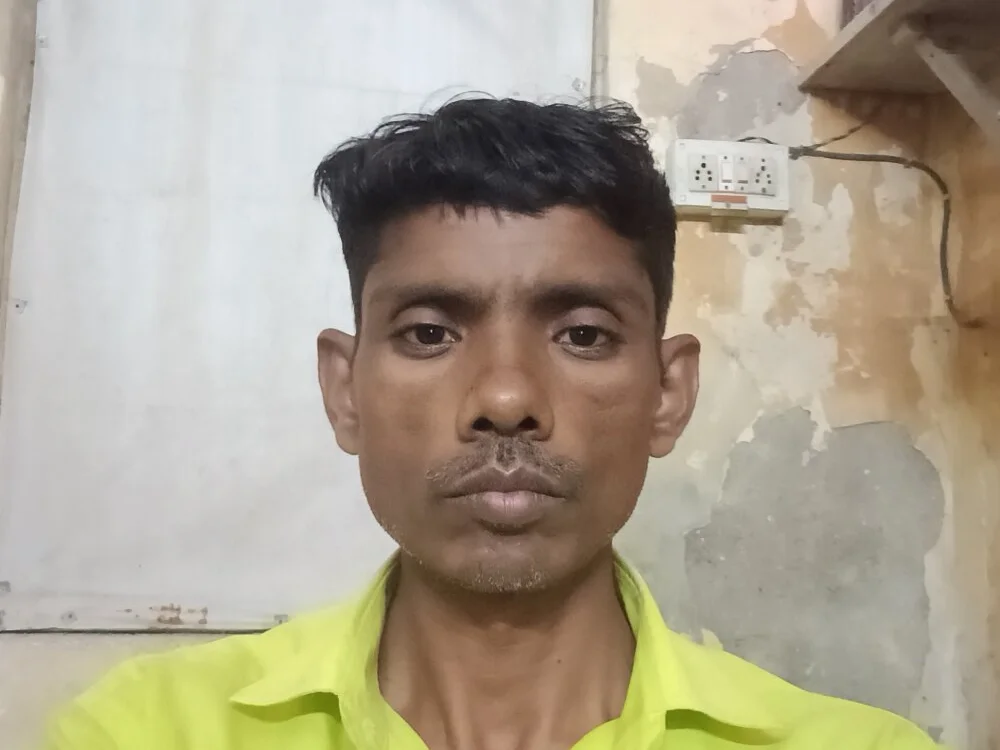 India-Sajan অফলাইন XXX চ্যাট