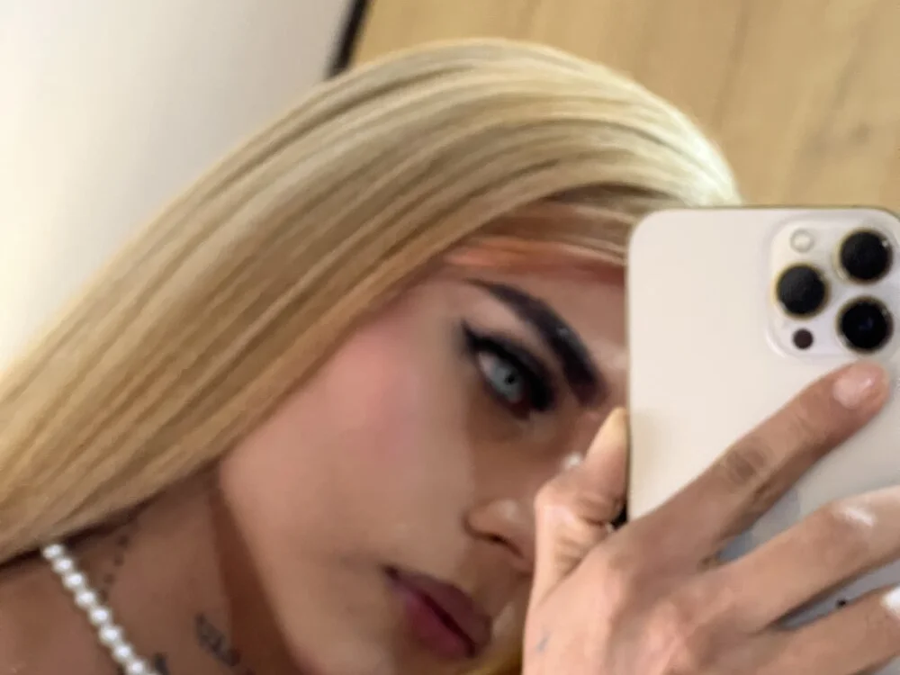 Offline XXX chat modela alisoondrean_