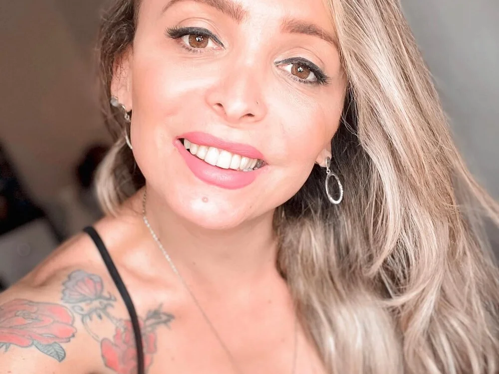 BellaRubiaEs offline XXX-chatje