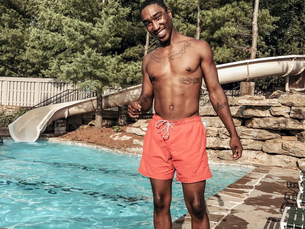 Lbanquess: офлайн-секс-чат