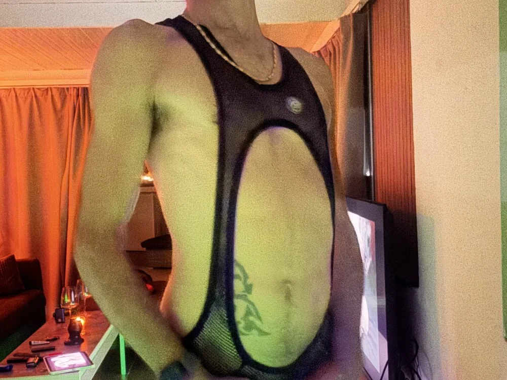 stevieg89 offline XXX-chatje