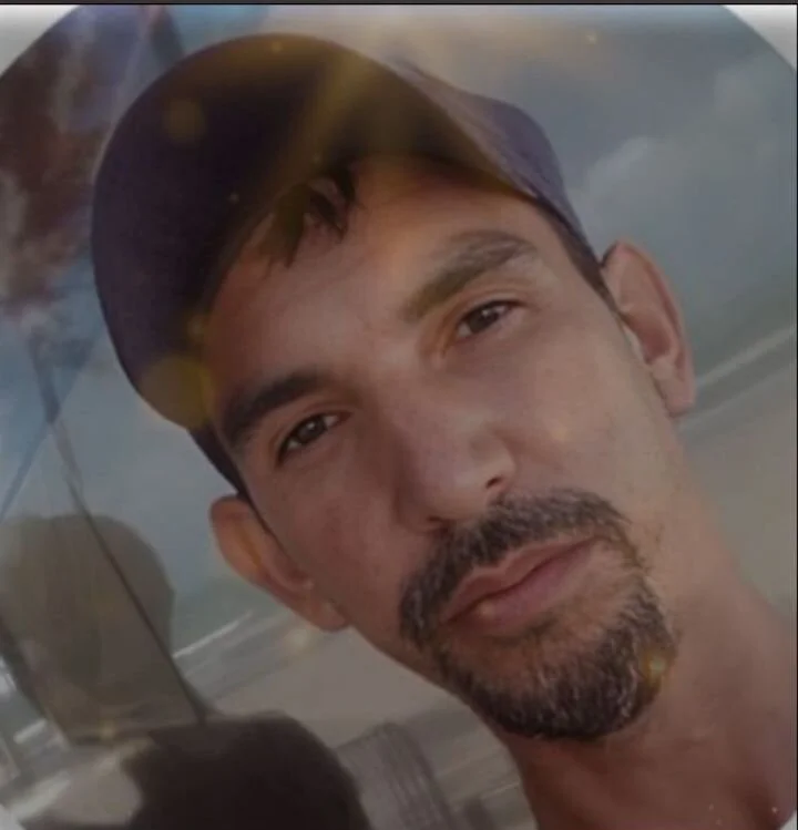 Gughfyg offline chatrum