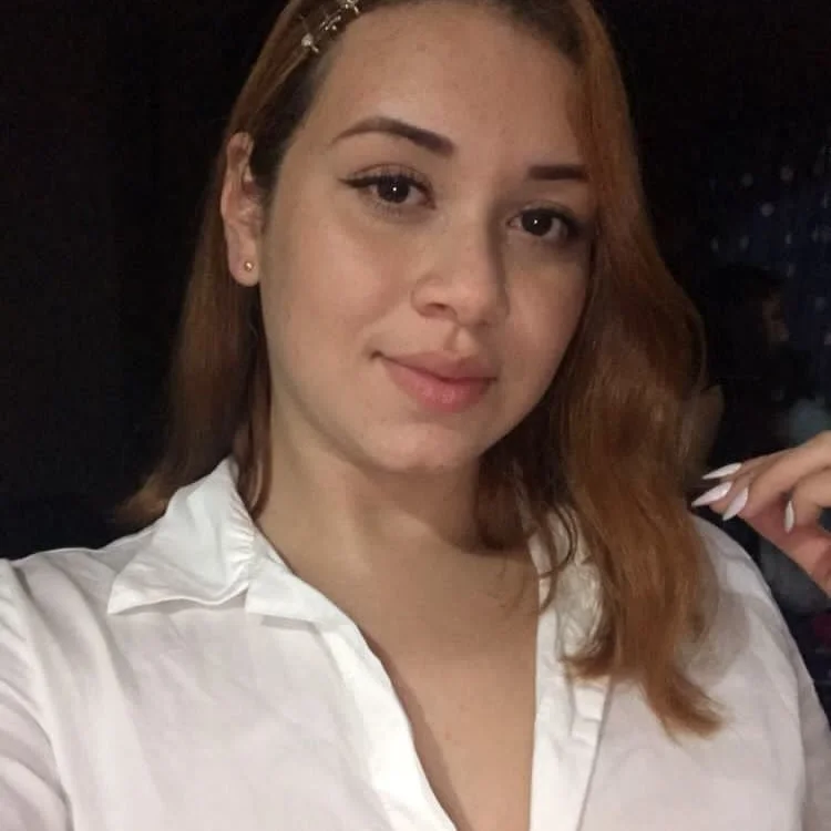 stacey_77's Offline XXX Chat