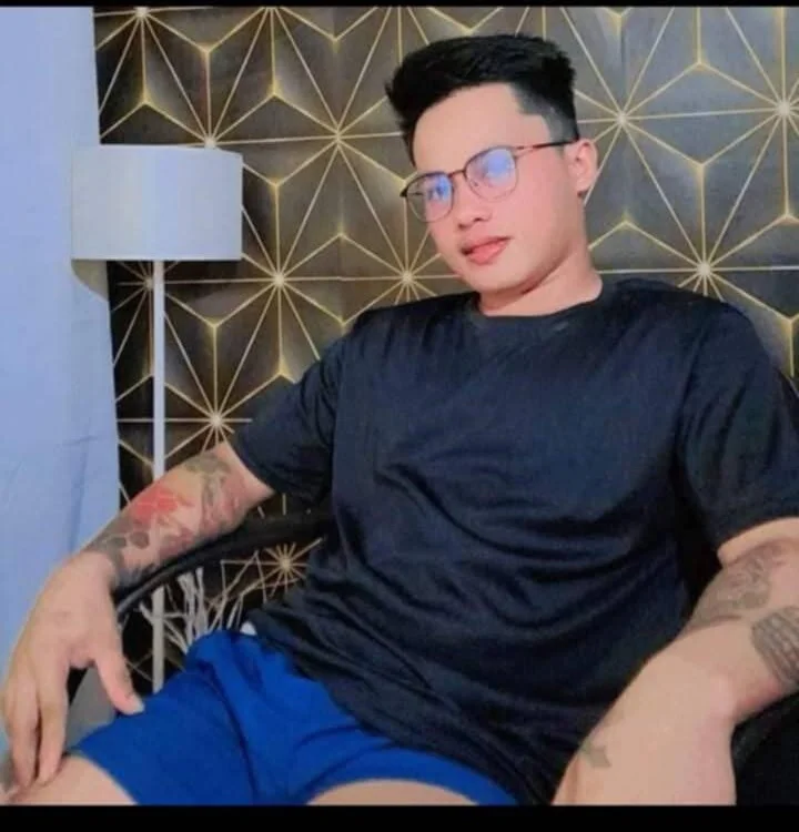 urhotfucker13 离线XXX聊天