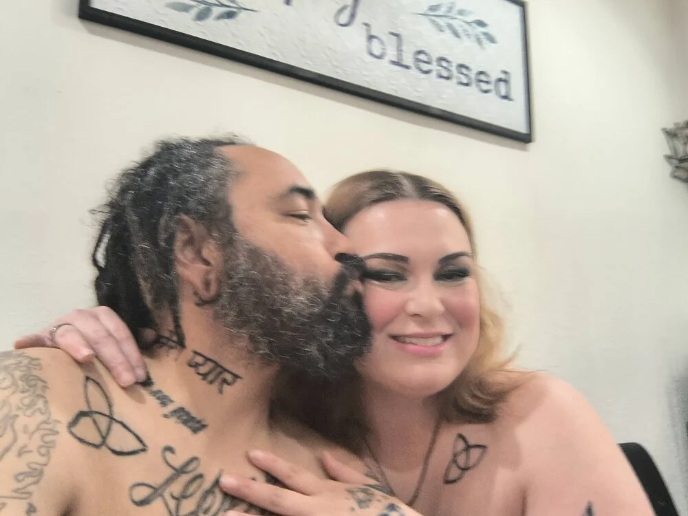 Bare_ink: офлайн-секс-чат