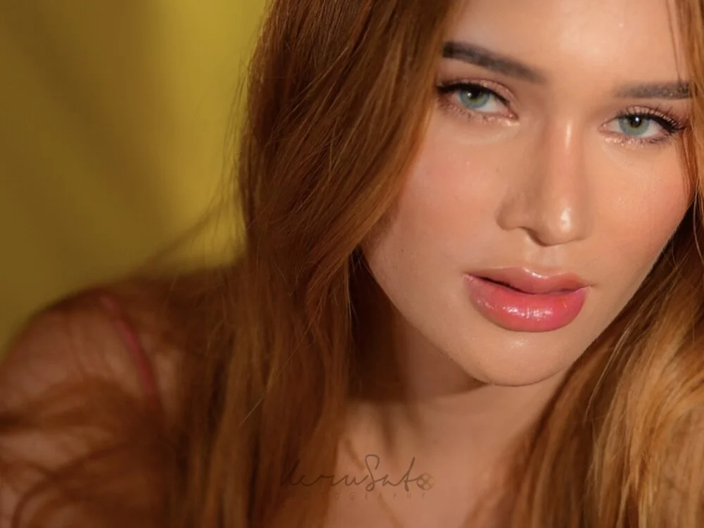 surprisecockmia: συνομιλία ΧΧΧ εκτός σύνδεσης