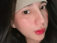AkiiMaristela webcam model
