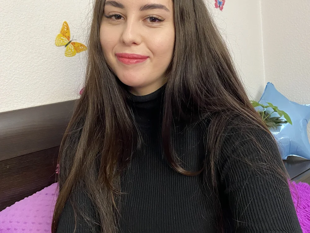 CarolineSimmons' Offline Chat Room