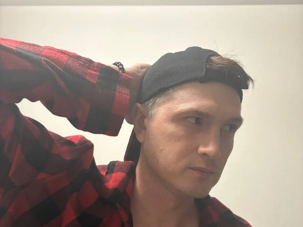 Oscar_Phil's Offline Chat Room
