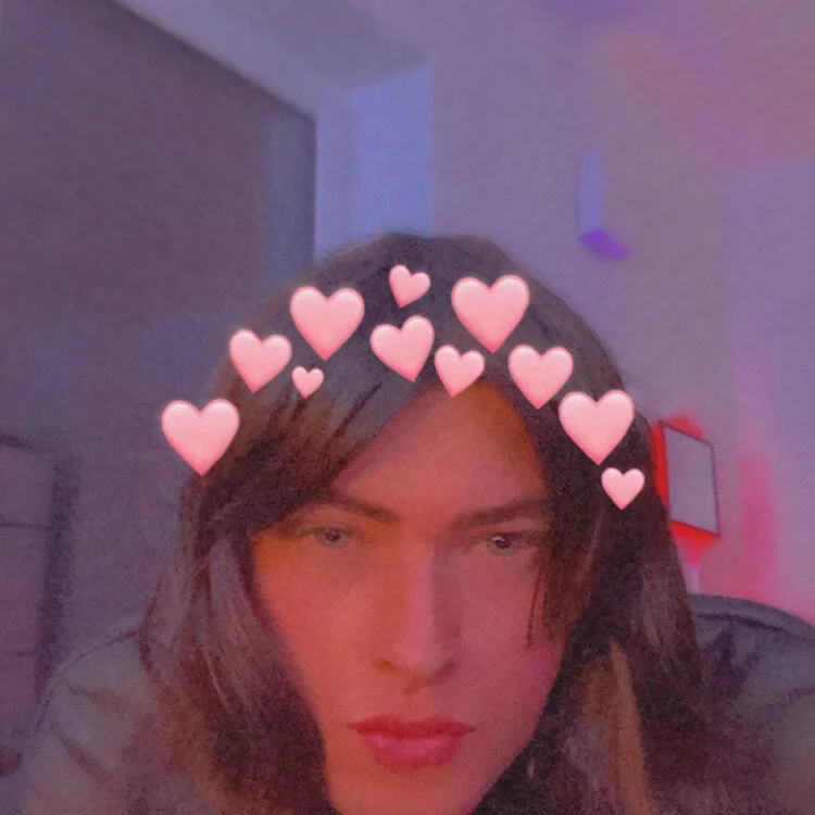 PLAYA2020@xh's Offline Chat Room