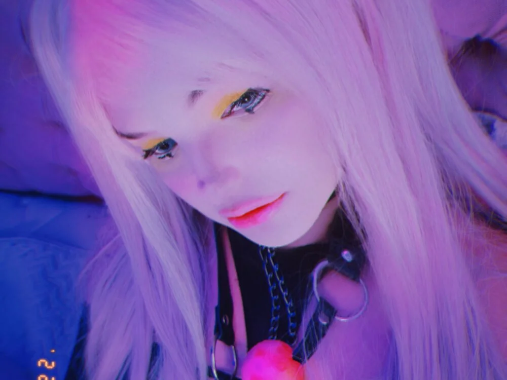 Offline XXX chat Angelica_Reborn