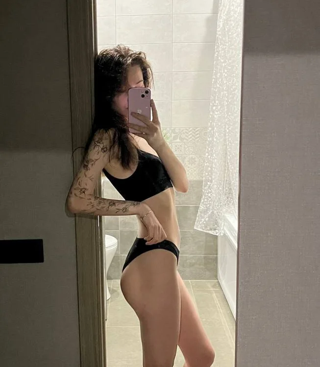 little__witch_'s Offline XXX Chat