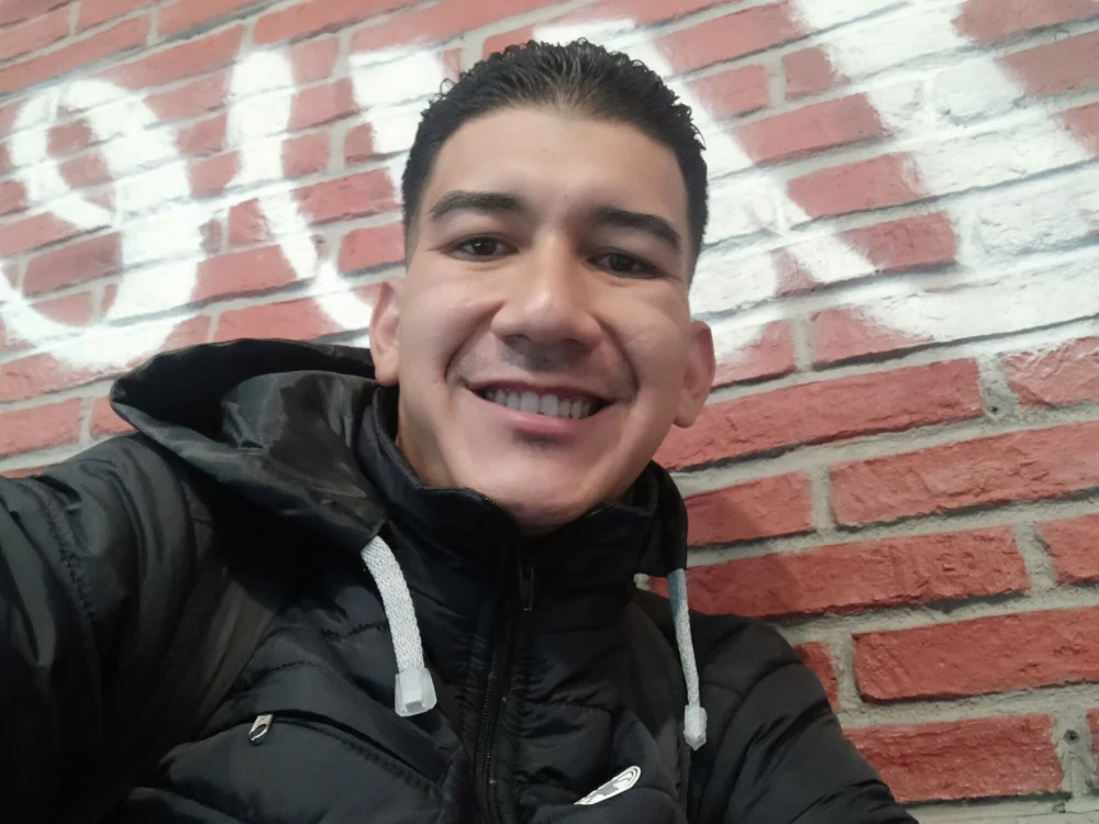 Carlos220493 offline chatrum