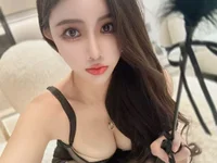 xiaonaiyou-666's Offline XXX Chat