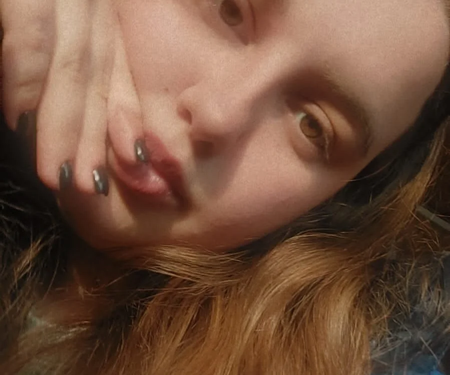 Eleanor__cutee_ offline chatrum