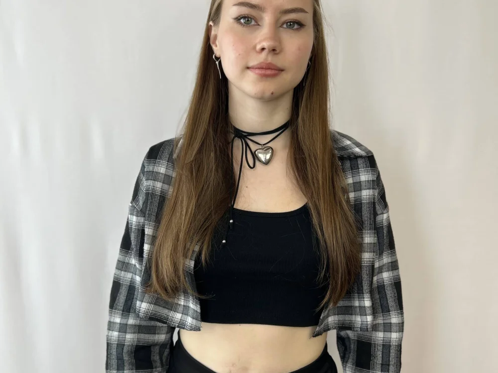 LinetteAtlee's Offline Chat Room