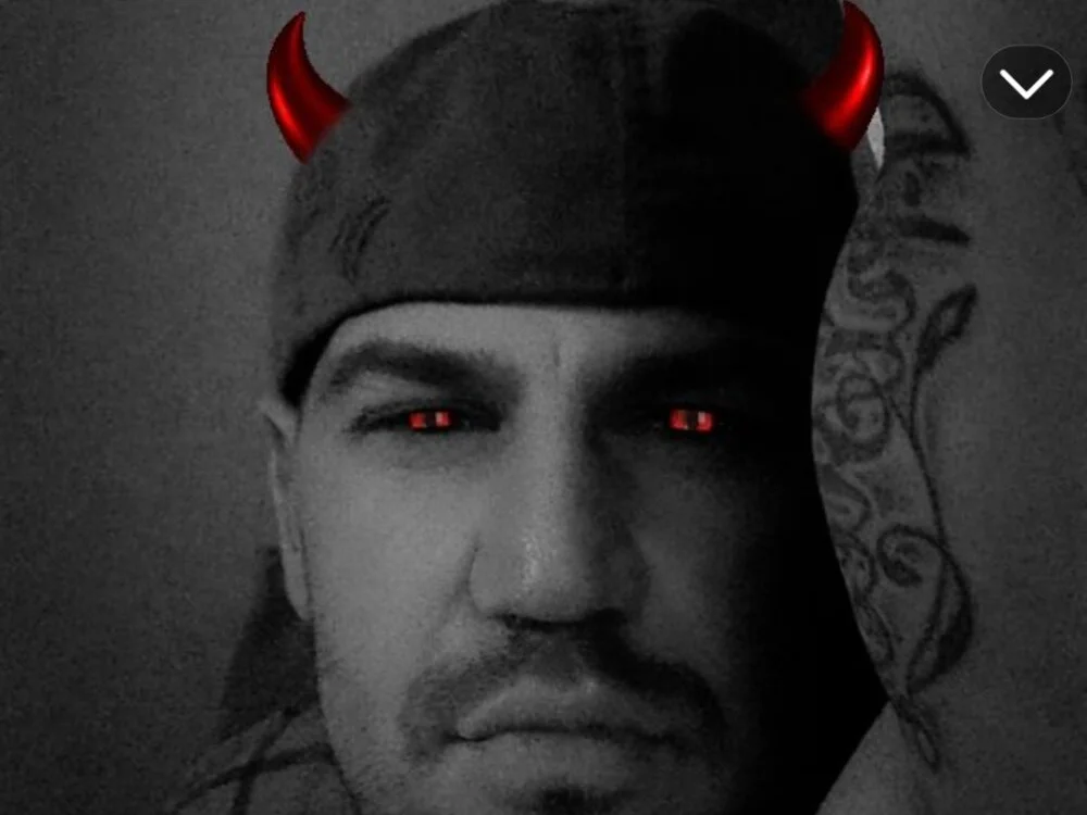 Ajhustler1@xh: συνομιλία ΧΧΧ εκτός σύνδεσης