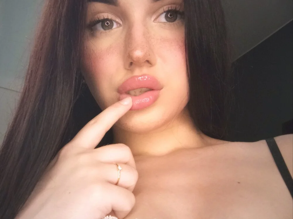 دردشة Kamila_Bell الجنسية دون اتصال