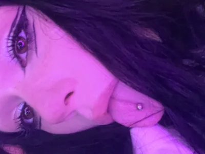 Holly_mollyy__ - Girl 