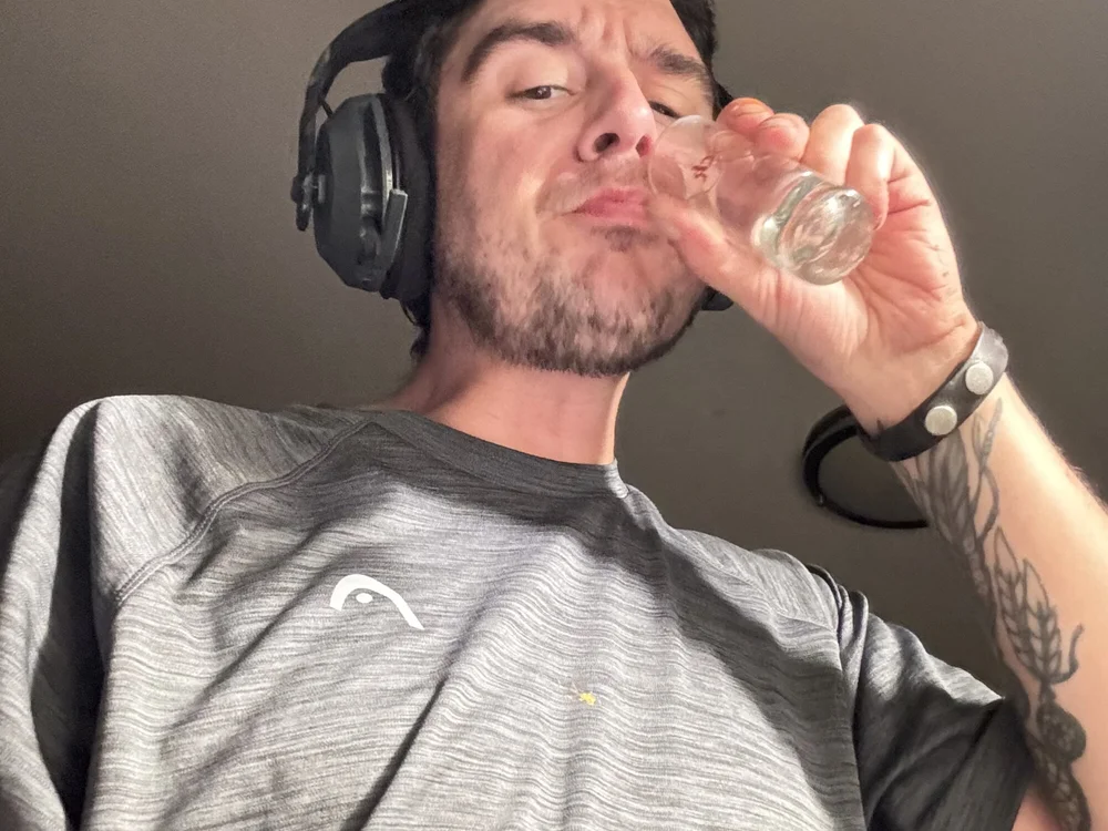 KeepCummingBack420's Offline XXX Chat