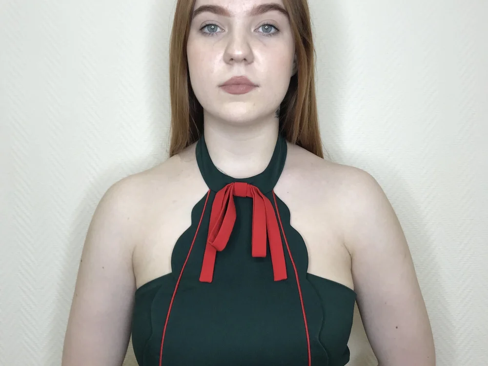 GabrielaRog's Offline Chat Room
