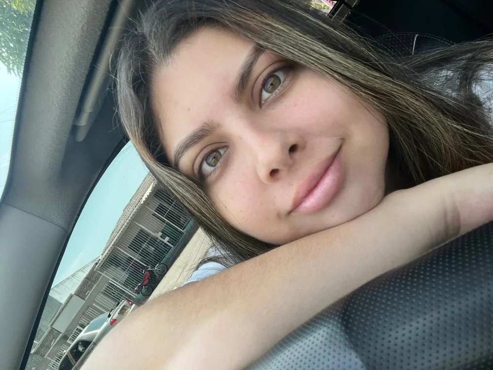 Liz_mannah's Offline Chat Room