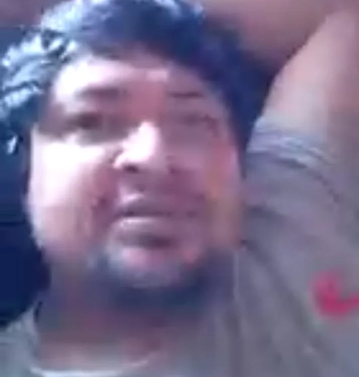 rober245's Offline XXX Chat