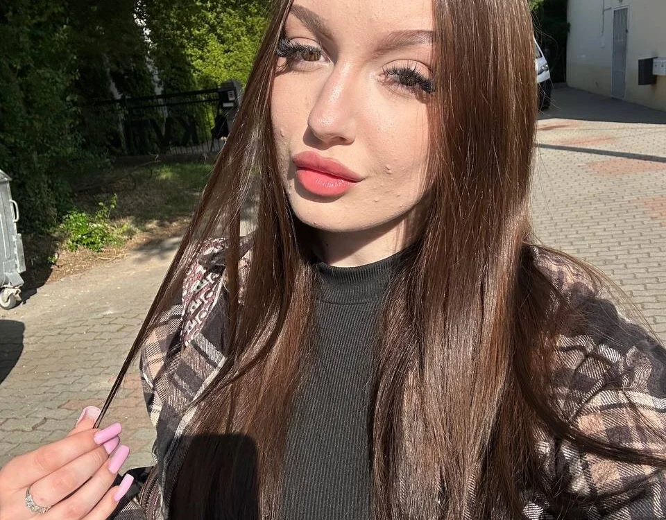 agatalily Chat XXX offline