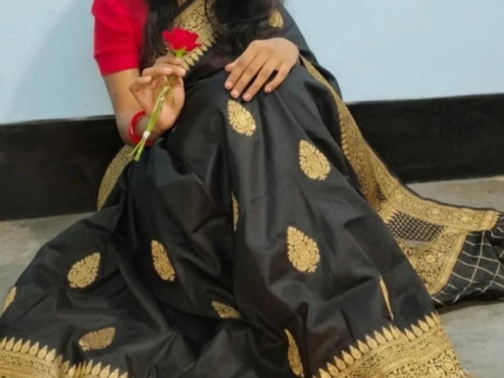 Purnima_18 Adlı Modelin Çevrimdışı XXX Sohbeti