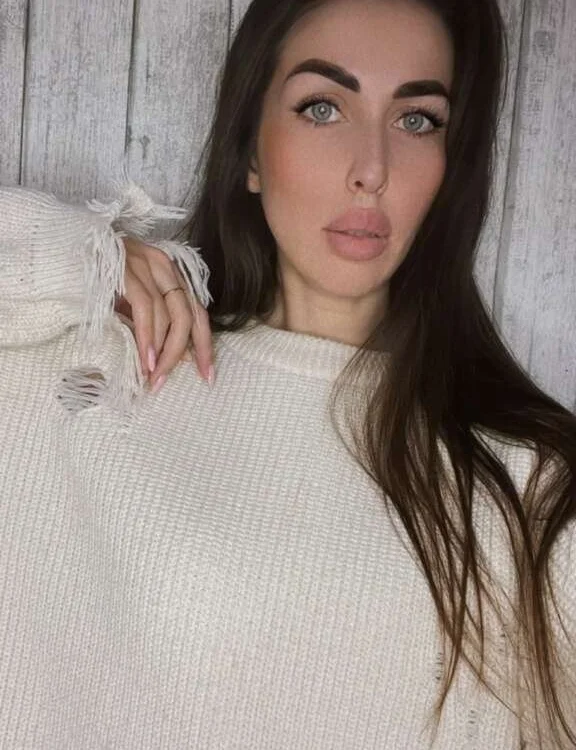 DivinaRhea's Offline XXX Chat