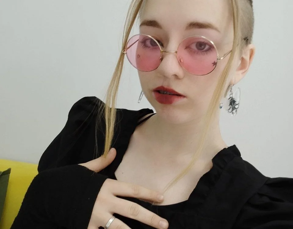 DarleneGrindell's Offline XXX Chat