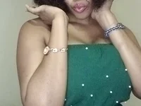 QueenVelvet26 webcam