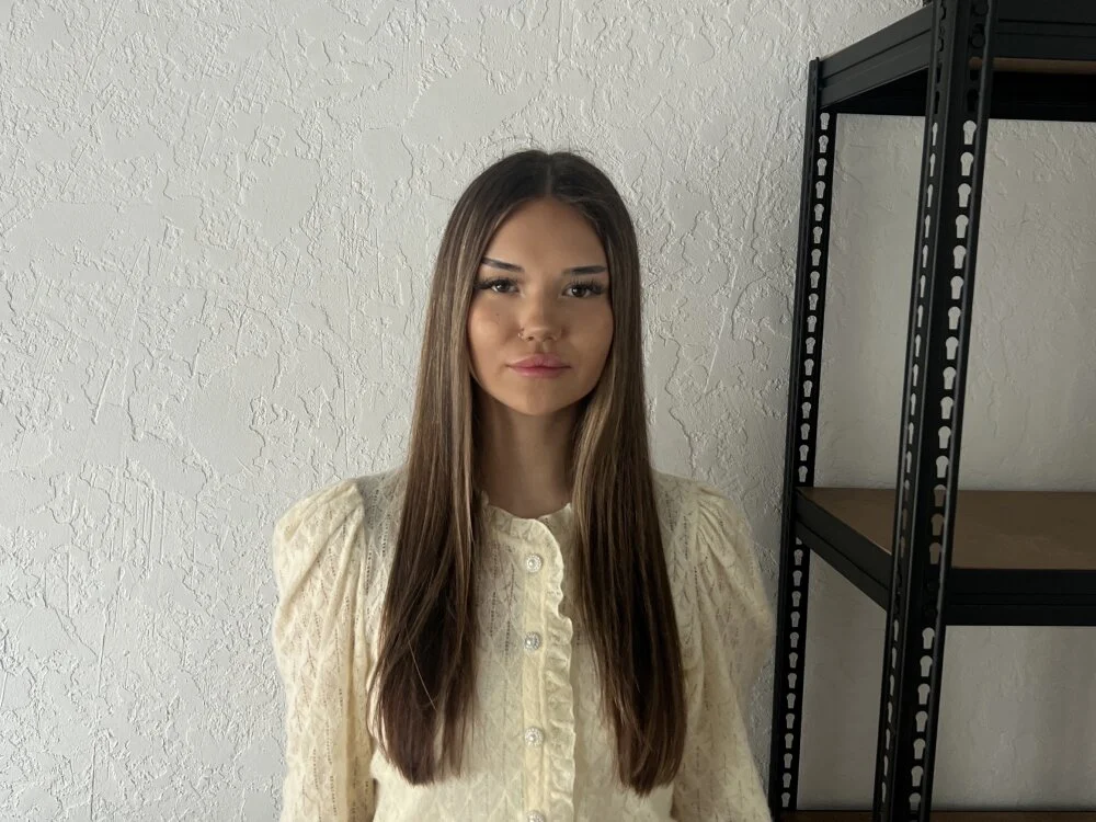 DivinaHermon offline XXX-chat