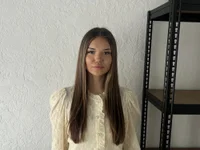 DivinaHermon's webcam live show