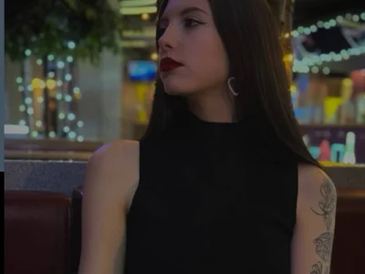 elise_robbie profile