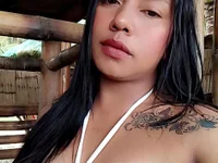 ellah_morenax's webcam live show