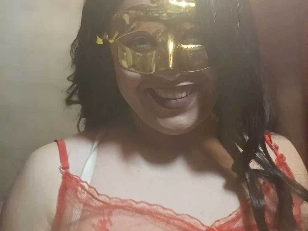 ParisFoxy's most recent online preview