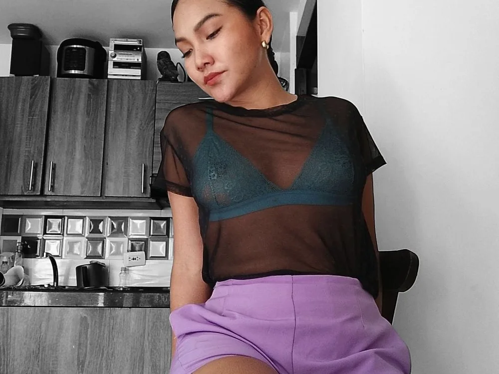 ห้องแชทออฟไลน์ของ Kora_Jimenez